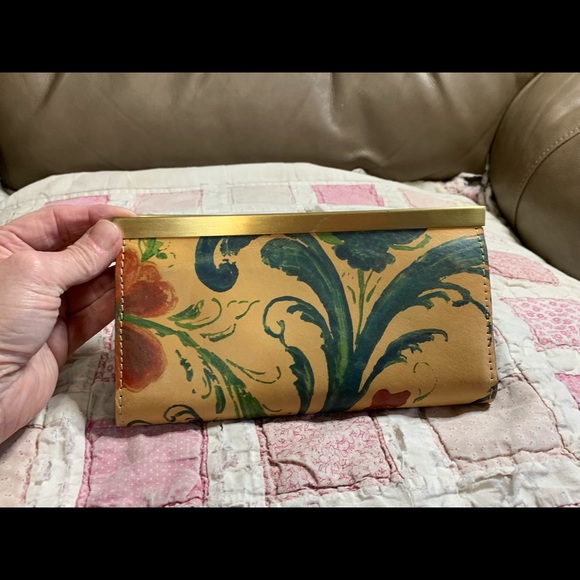 Wallet - Picture 2 of 3